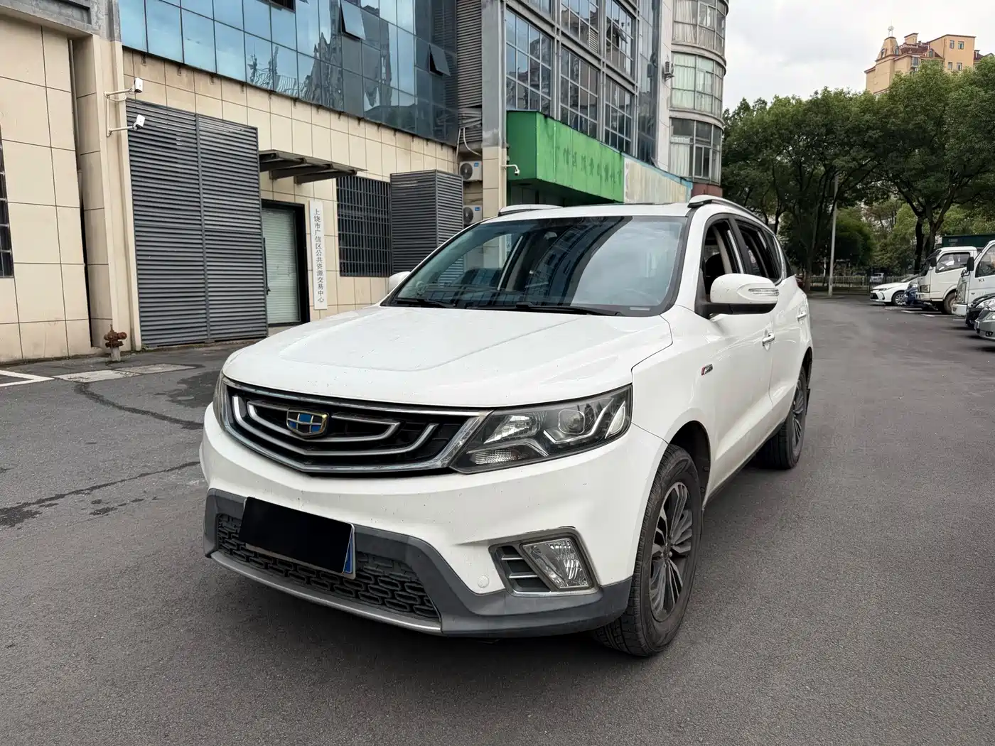 Geely Emgrand X6 2017 2016 1.3T CVT Luxury