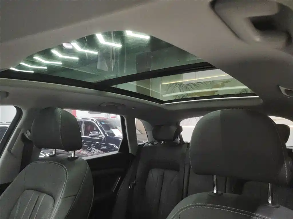 Audi Q5L 2023 40T Fashion Elegance фото 18