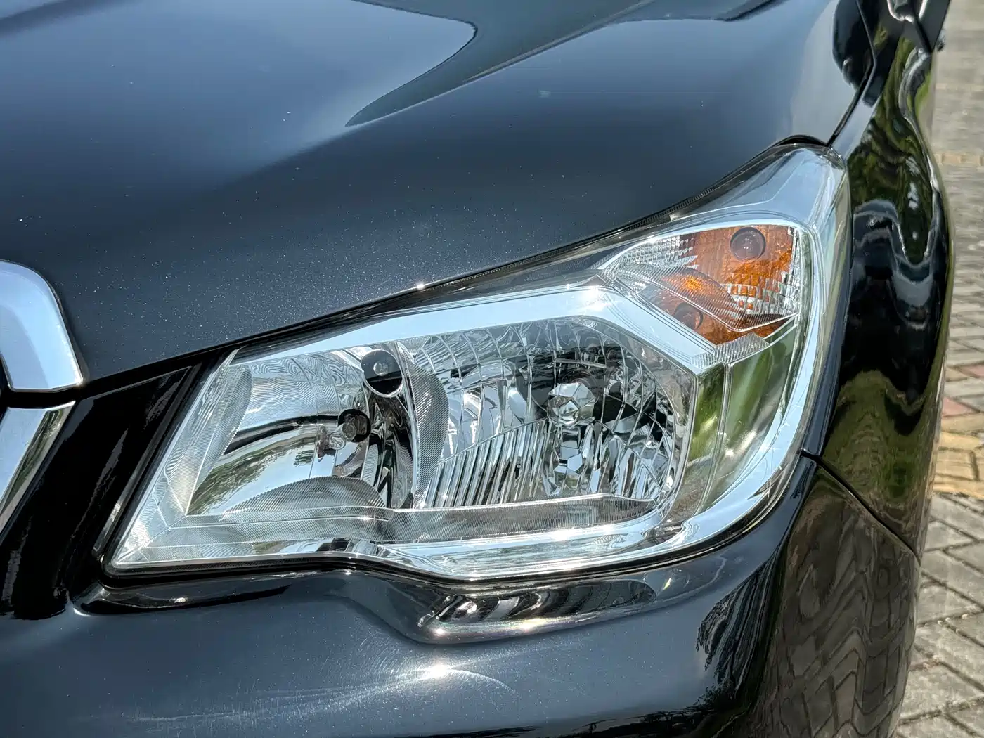 Subaru Forester 2015 2.0i Special Commemorative Edition фото 13