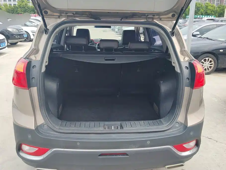 JAC Motors Refine S3 2016 2016 1.5L Manual Luxury Smart Premium