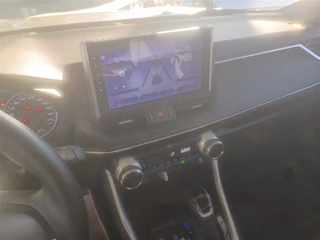 Toyota Wildlander 2020 2.0L CVT FWD Leading Edition фото 13