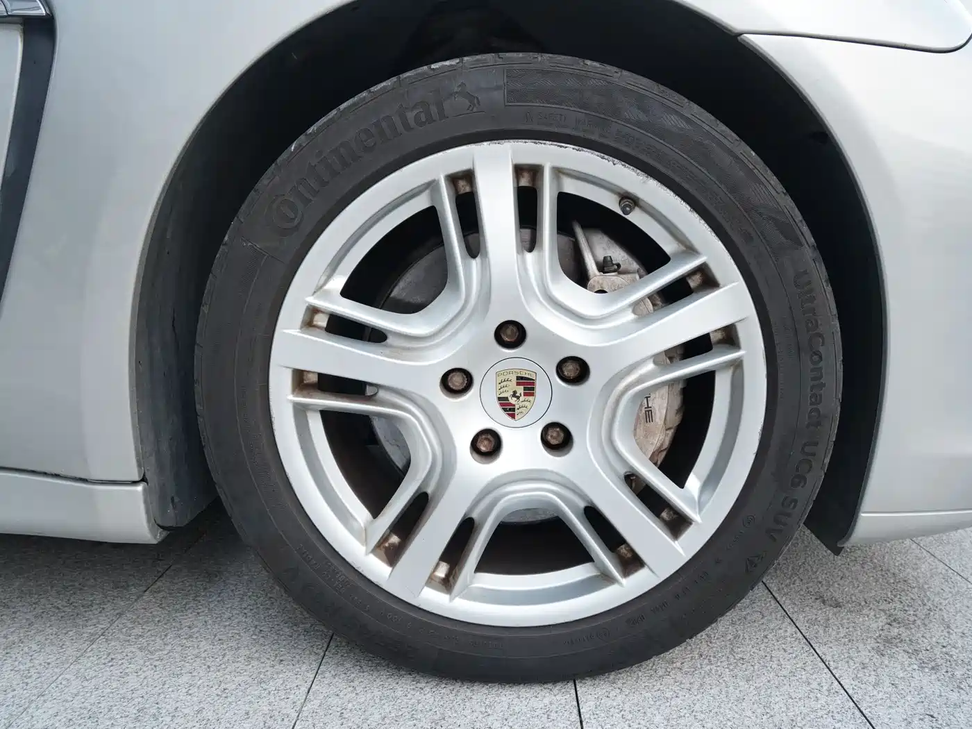 Porsche Panamera 2010 Model Panamera S 4.8L фото 8