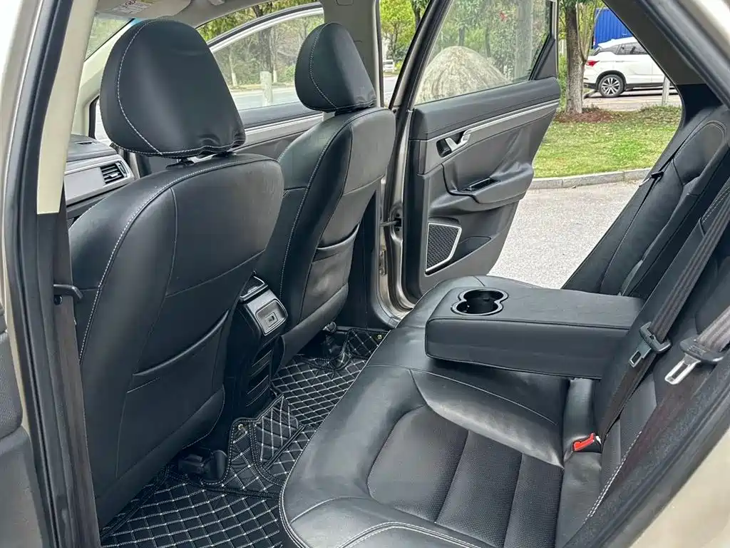 GEELY AUTOMOBILE EMGRAND GS