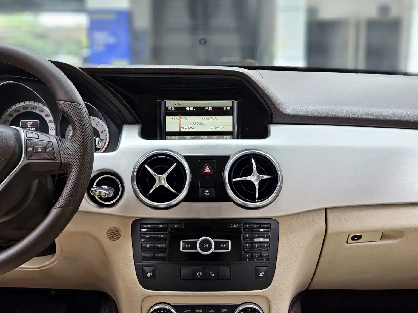 Mercedes-Benz GLK-Class 2013 GLK 300 4MATIC Dynamic фото 16