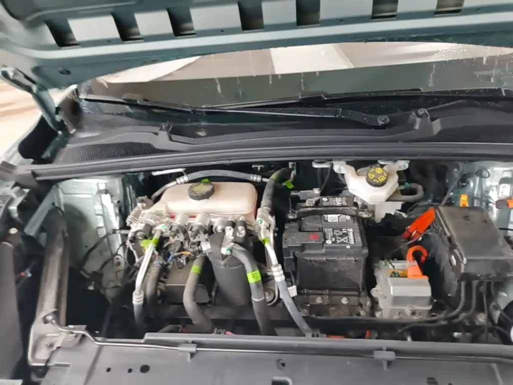 MG MG4 EV 2025 2025 Base Model