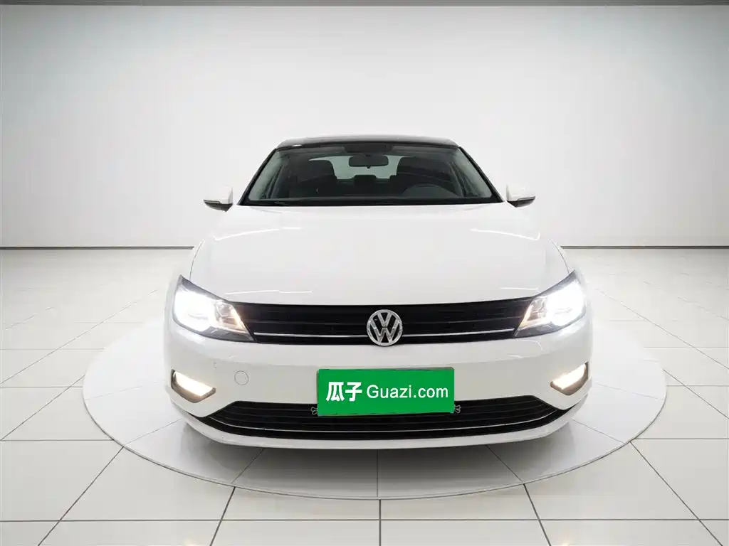 Volkswagen Lamando 2018 280TSI DSG Comfort Edition фото 3