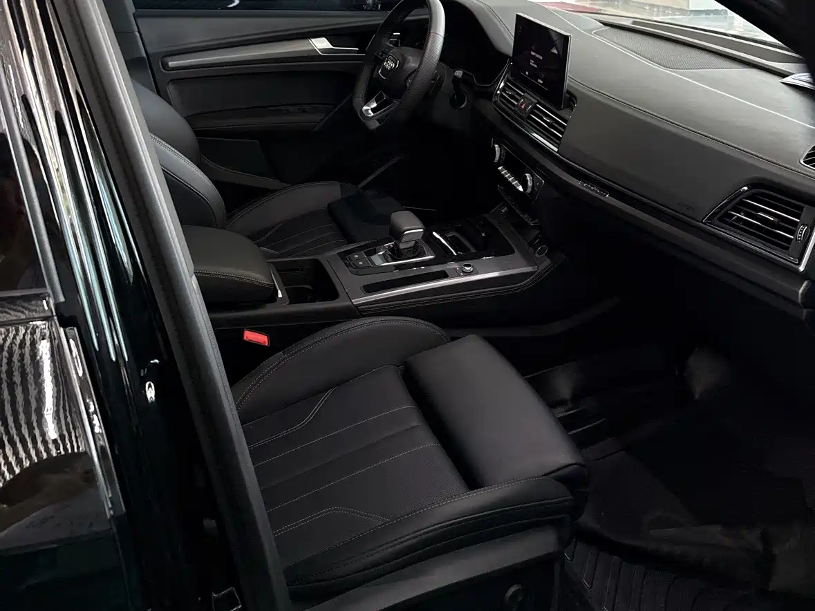 Audi Q5L 2026 2025 45 TFSI Luxury Dynamic