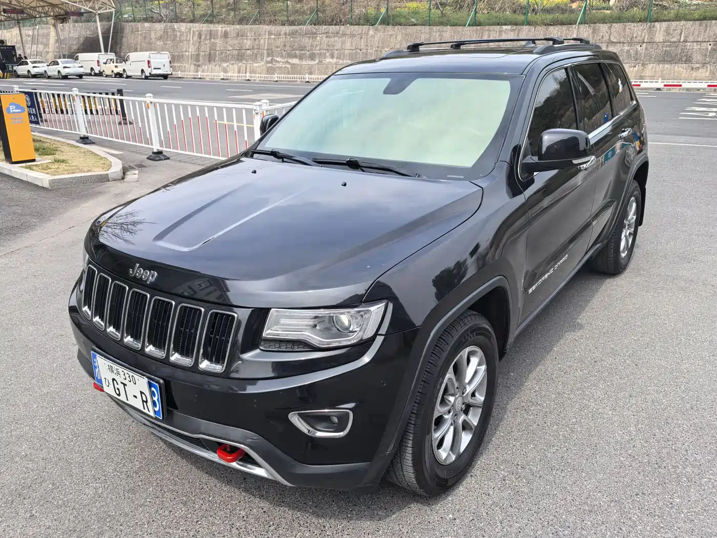 Фото 5 - Jeep Grand Cherokee (Import)