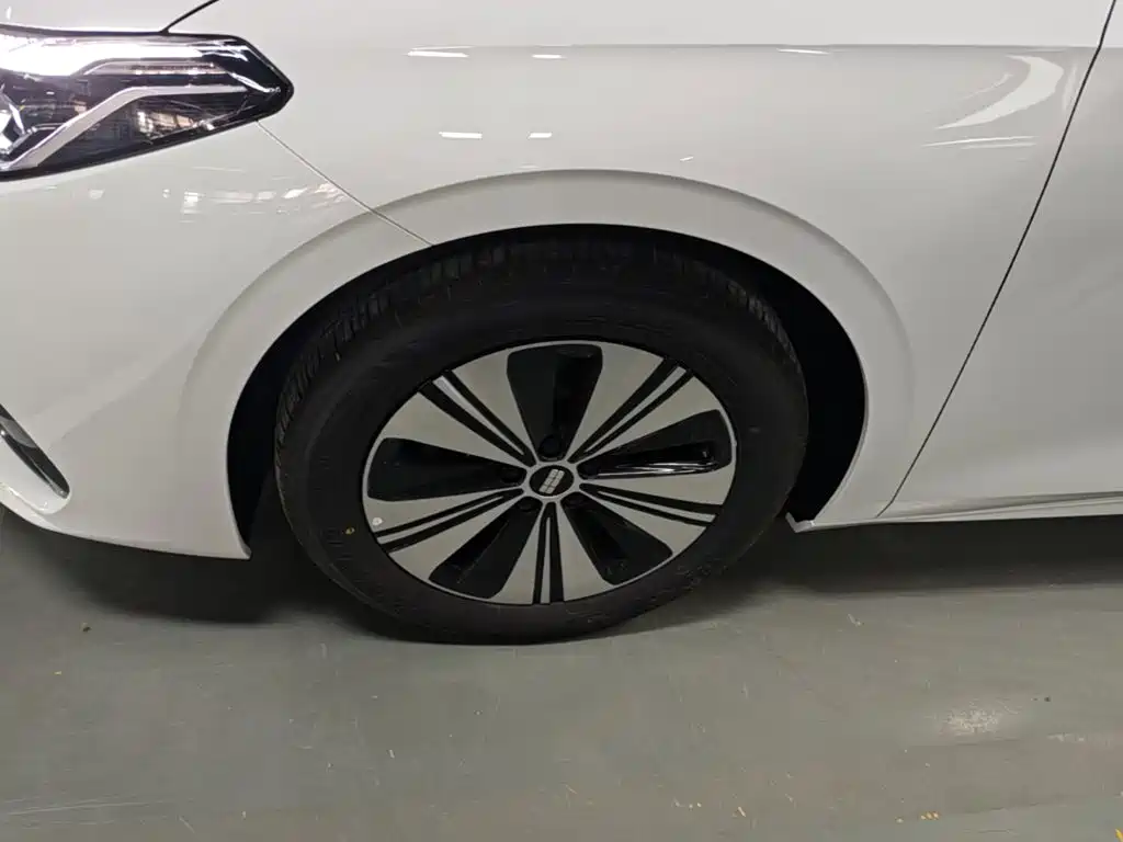 Photo 23 - Geely Galaxy Galaxy A7