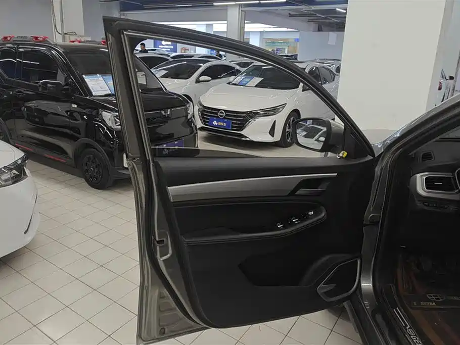 GEELY AUTOMOBILE VISION X6