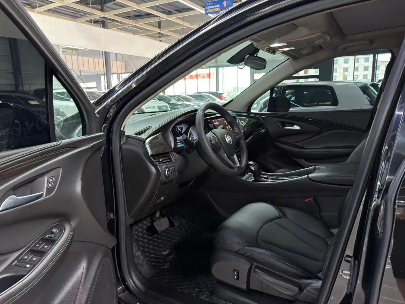 Photo 4 - Buick Envision Plus