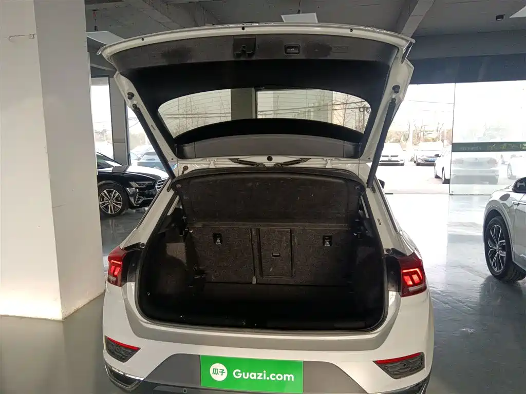 Volkswagen T-ROC 2021 280TSI DSG 2WD Comfort Smart Connect Edition фото 9
