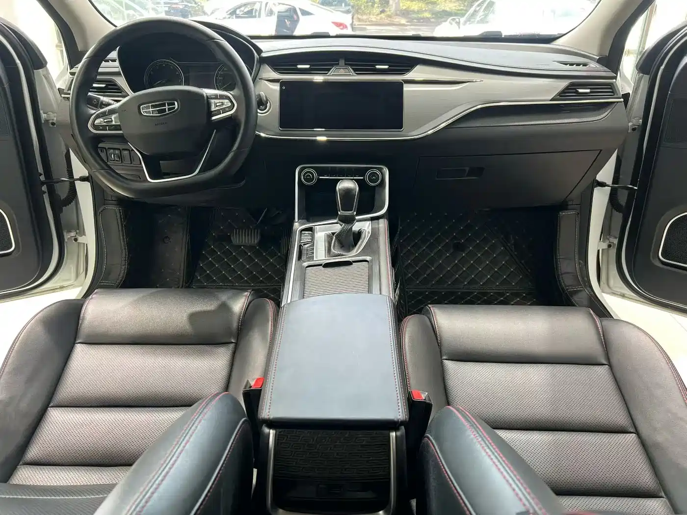 Фото 5 - Geely Binrui