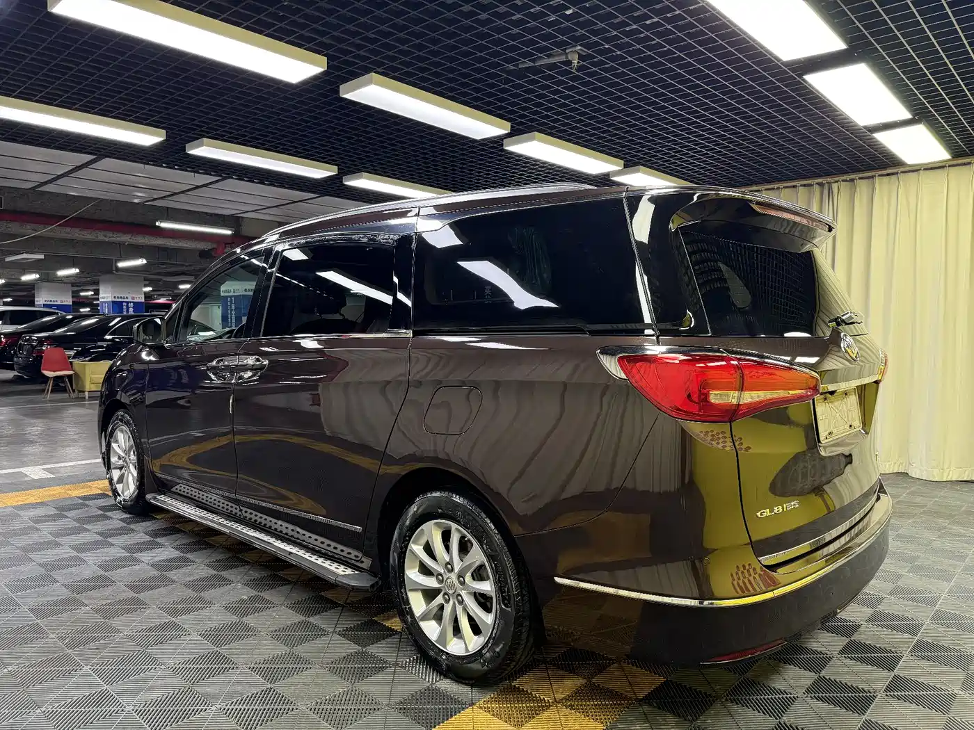 Buick GL8 2017 ES 28T Premium China V фото 11