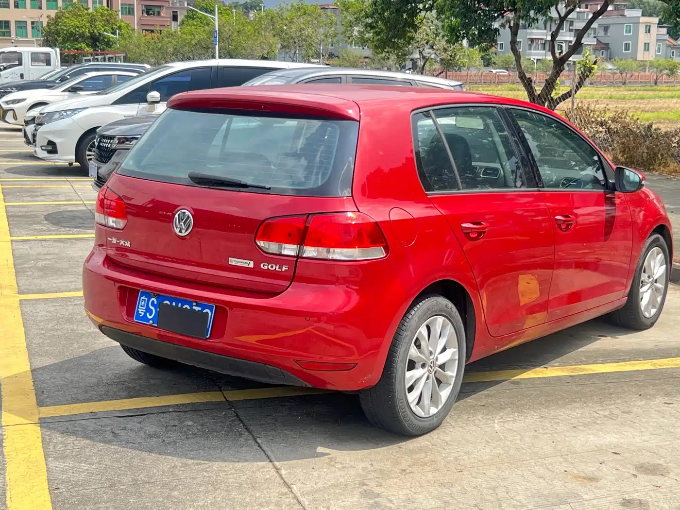 Фото 4 - Volkswagen Golf