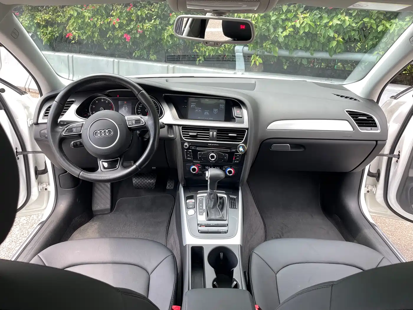 Audi A4L 2016 35 TFSI Collector's Edition Automatic Standard фото 6