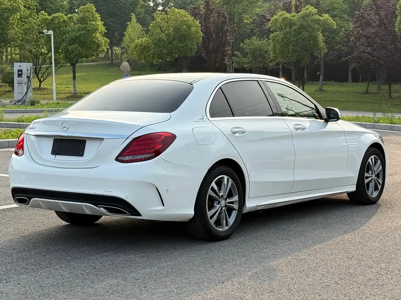 Mercedes-Benz C-Class 2017 Facelift C 200 L Sport Edition фото 5