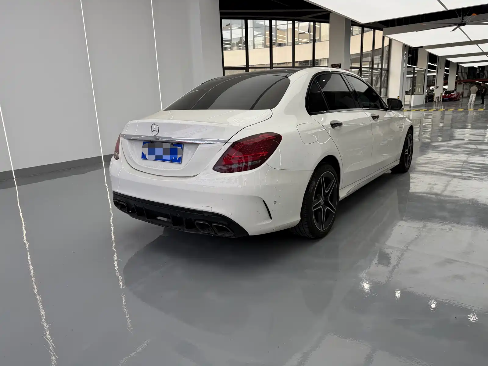 Фото 16 - Mercedes-Benz C-Class