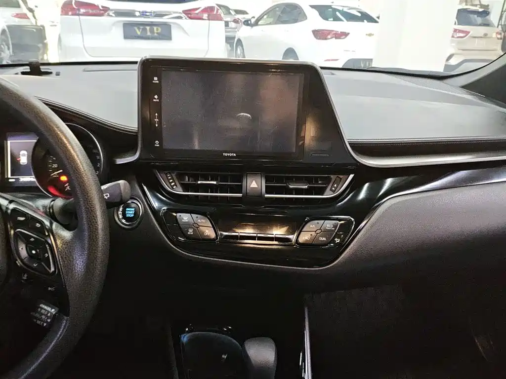 Toyota IZOA 2020 2.0L Yi Xiang CARE фото 13