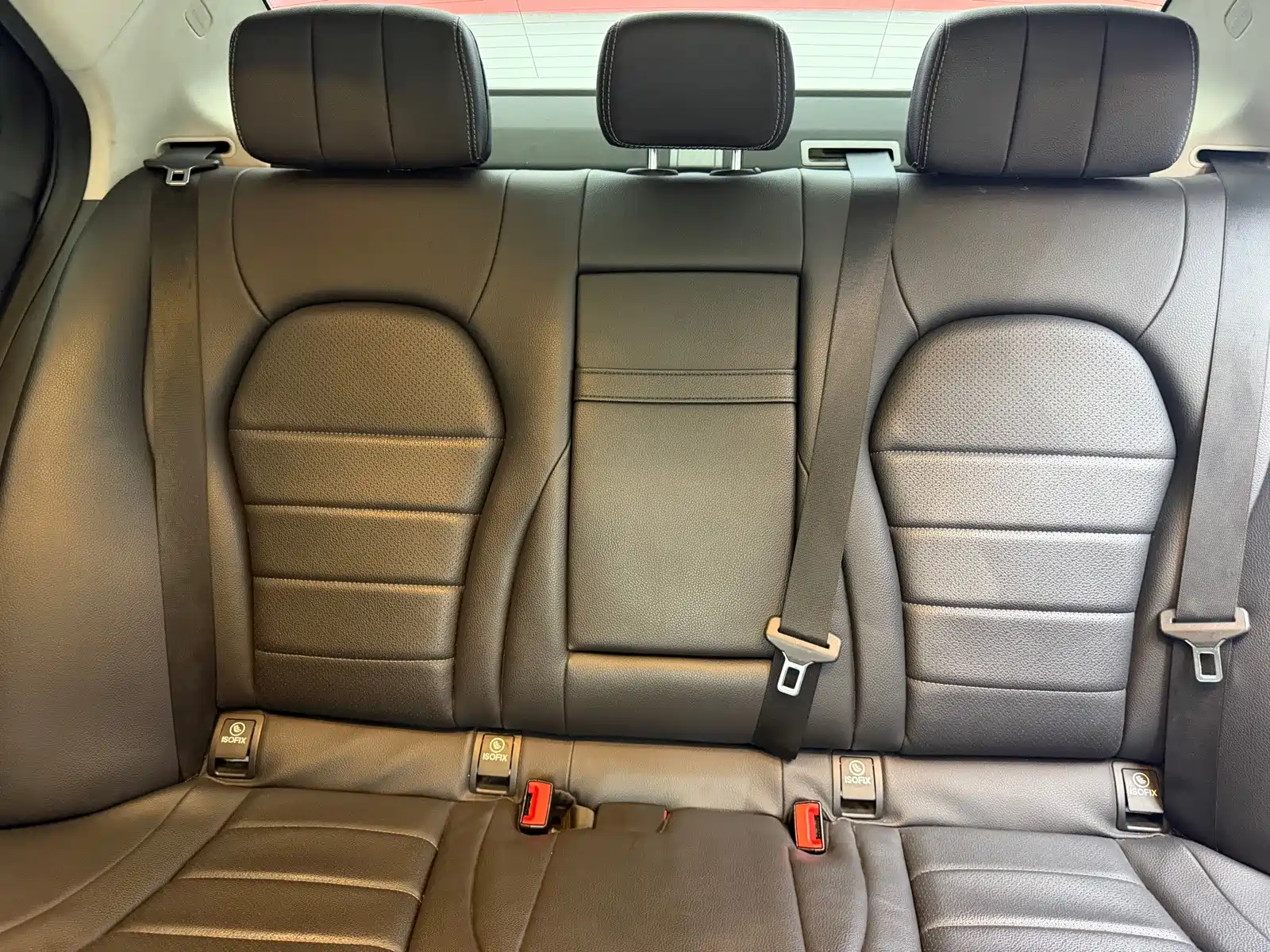 Фото 9 - Mercedes-Benz C-Class