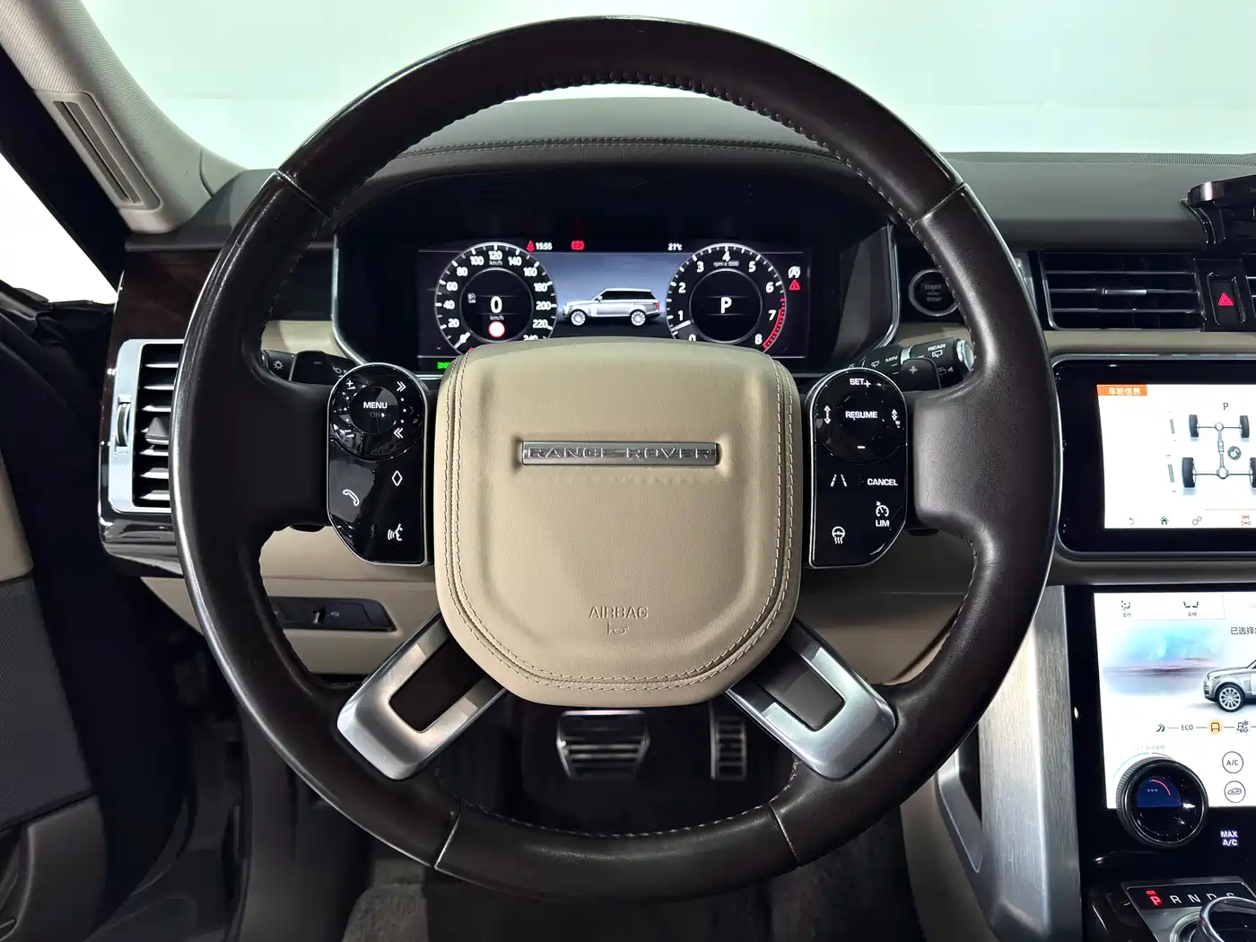 Land Rover Range Rover 2021 3.0 L6 Heritage Extended Classic Edition фото 24