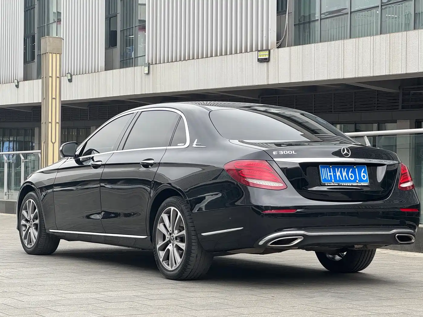 Mercedes-Benz E-Class 2019 Facelift E 300 L Fashion фото 6