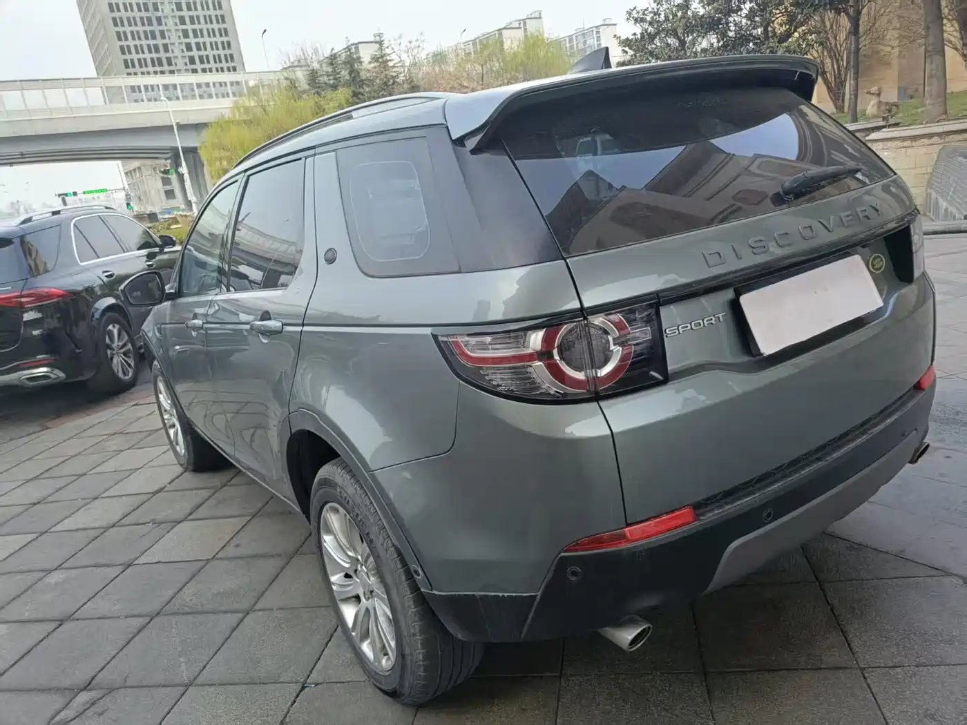 Land Rover Discovery Sport 2019 240PS SE Edition China V фото 14