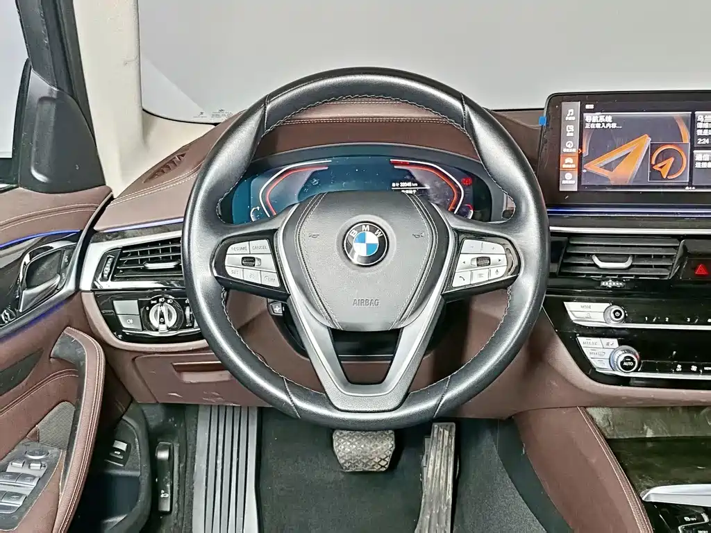 BMW 5 Series 2022 525Li Luxury Package фото 11