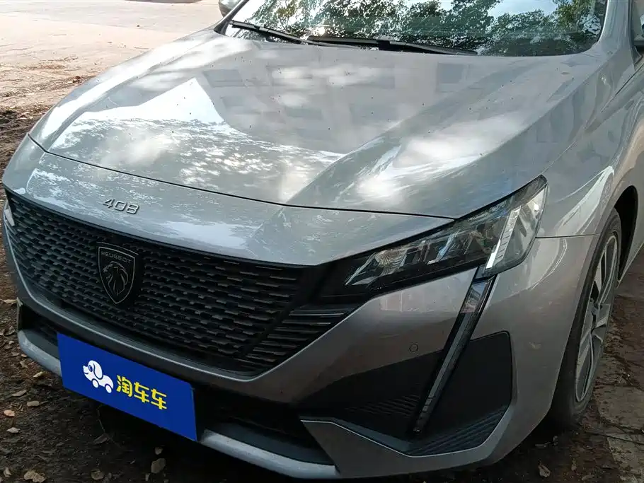 PEUGEOT 408