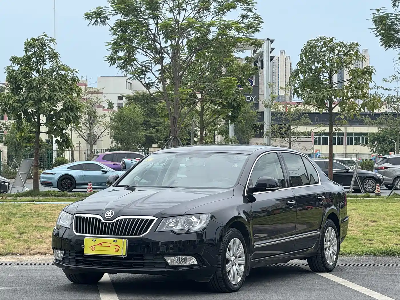 Škoda Superb 2013 1.4TSI DSG Gentleman Edition