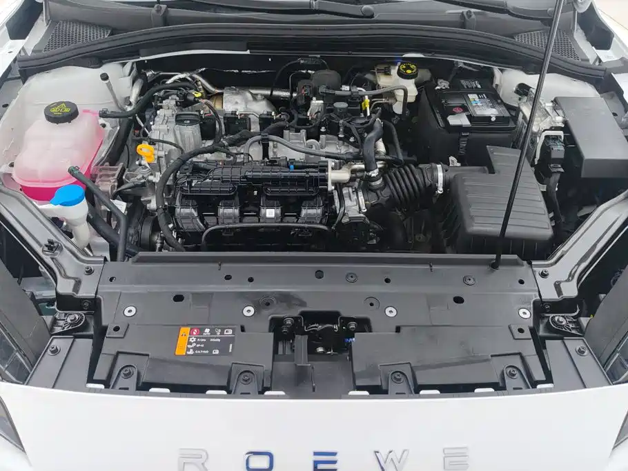 Roewe i5 2025 2026 1.5L Manual Comfort