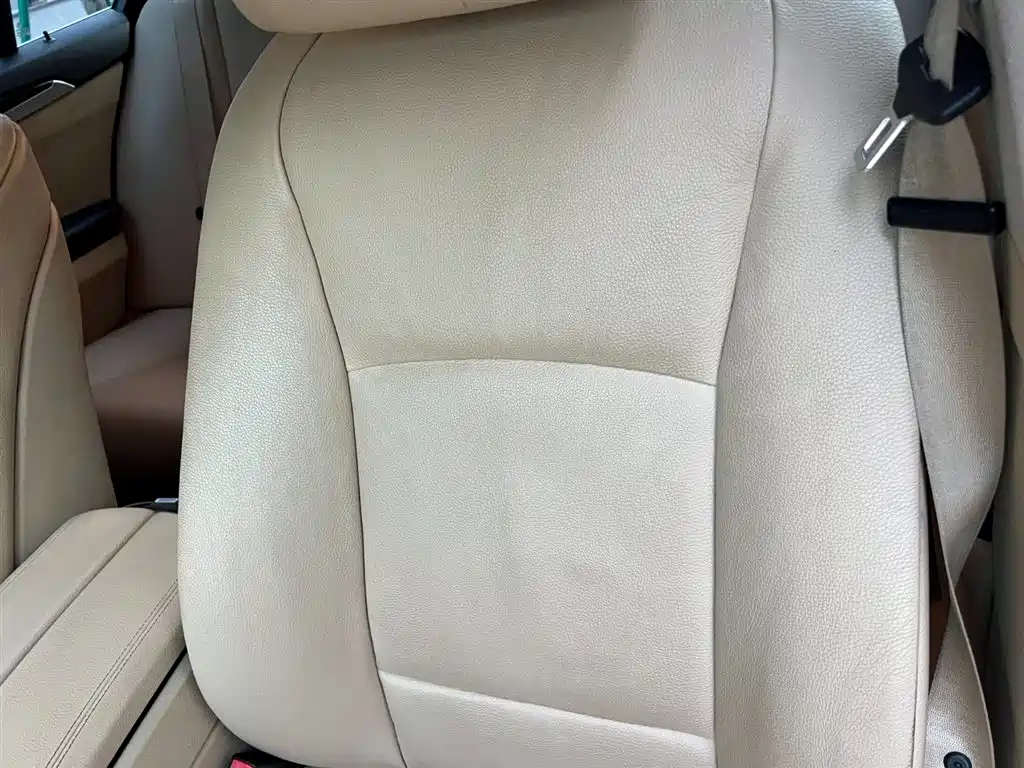 BMW 5 Series (Import) 2013 520i Elegance фото 14