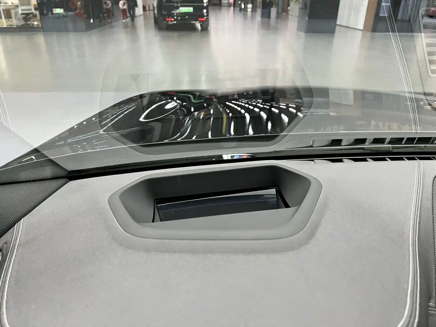 BMW 5 Series 2020 530Li Exclusive M Sport Package фото 8