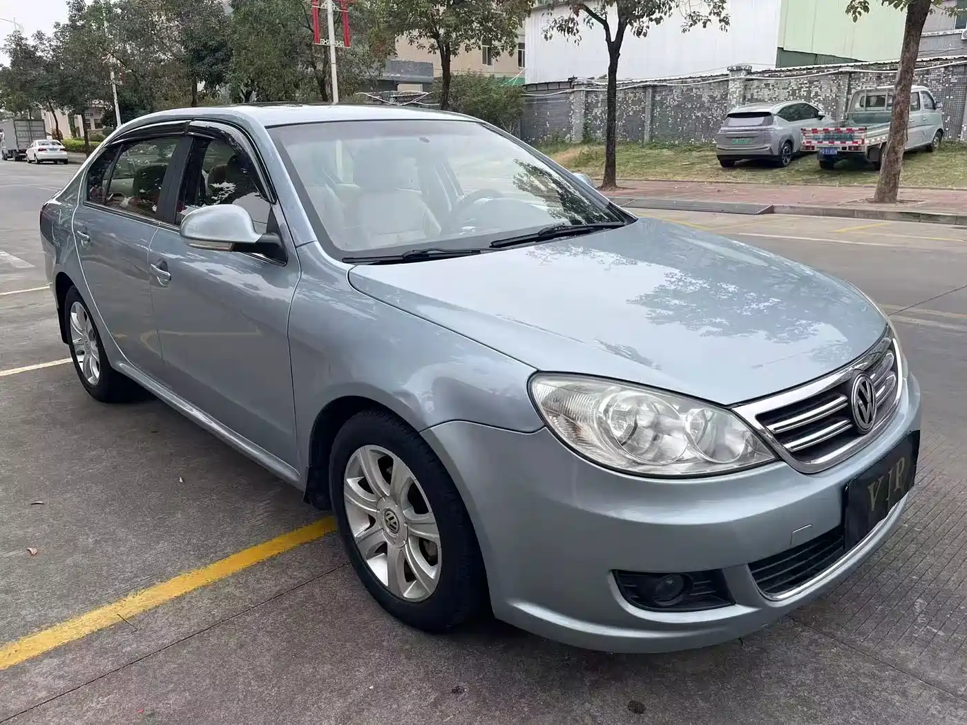 Photo 3 - Volkswagen Lavida