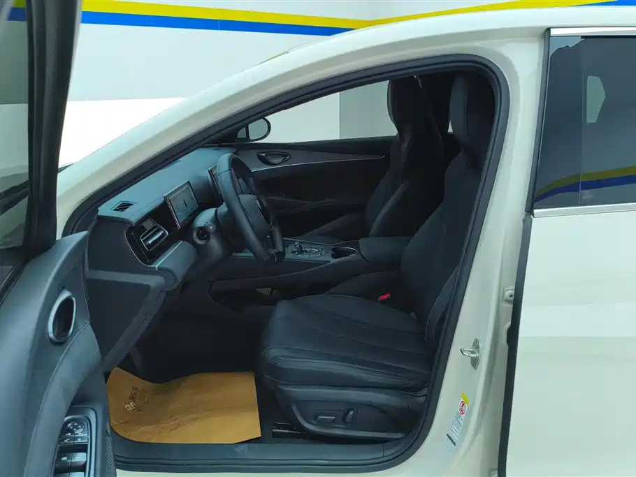 BYD SEAL 06 NEW ENERGY