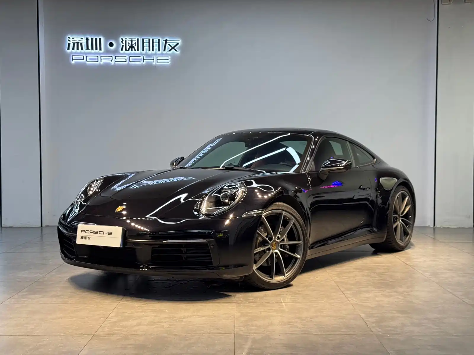 Фото 1 - Porsche 911