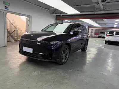 Leapmotor C16