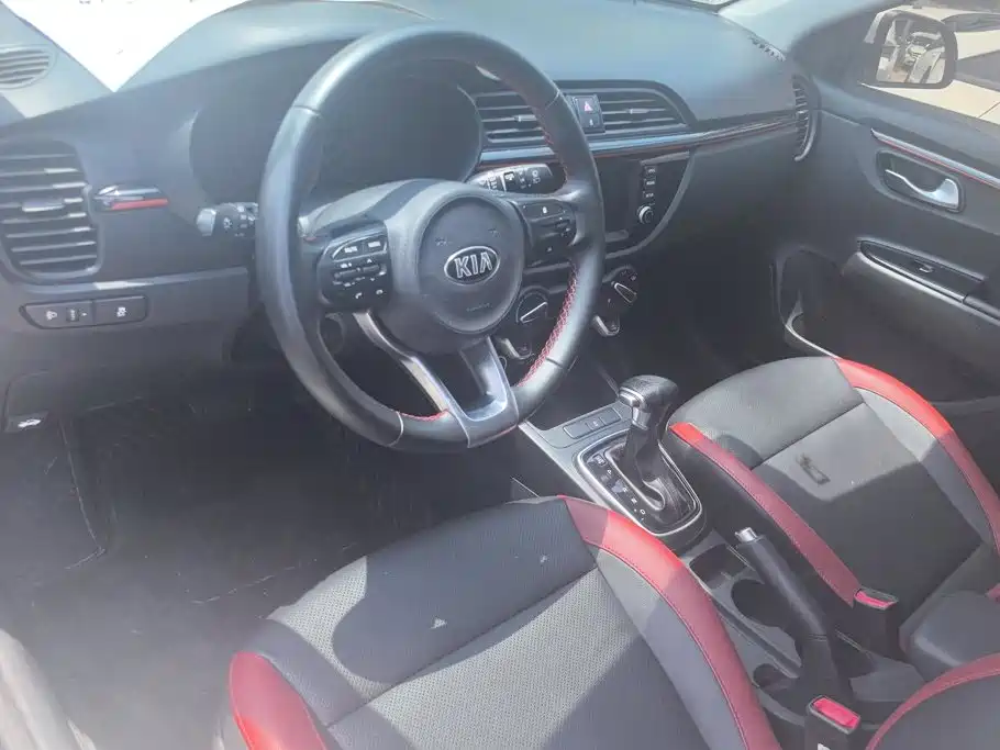 Kia KX CROSS 2020 2019 1.6L Automatic Smart Sunroof Edition China VI