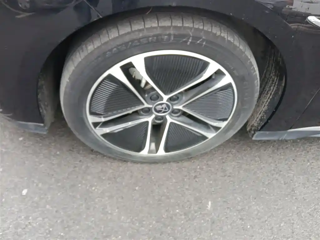 BYD Han 2023 EV Champion Edition 605KM FWD Premium фото 25