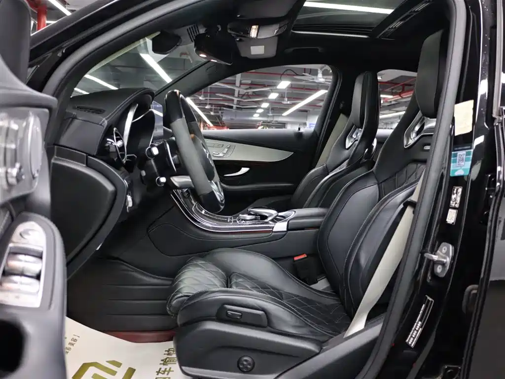 Mercedes-Benz GLC Coupe AMG 2018 AMG GLC 63 S 4MATIC+ Coupe SUV фото 9