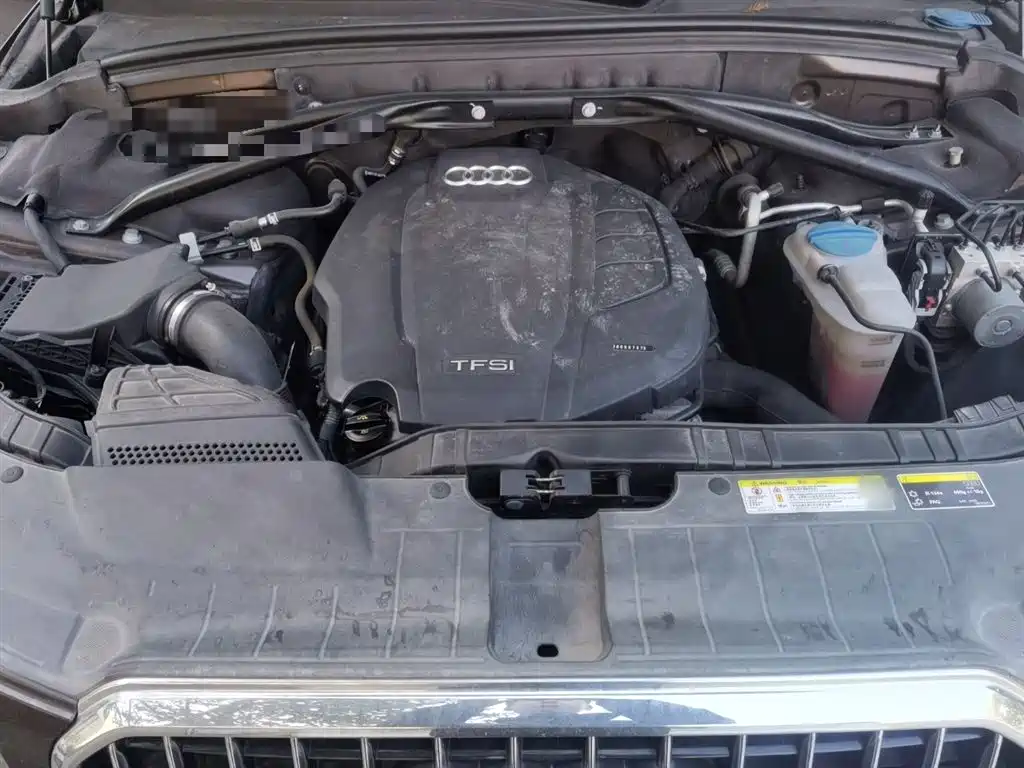 Audi Q5 2015 40 TFSI Technology фото 11