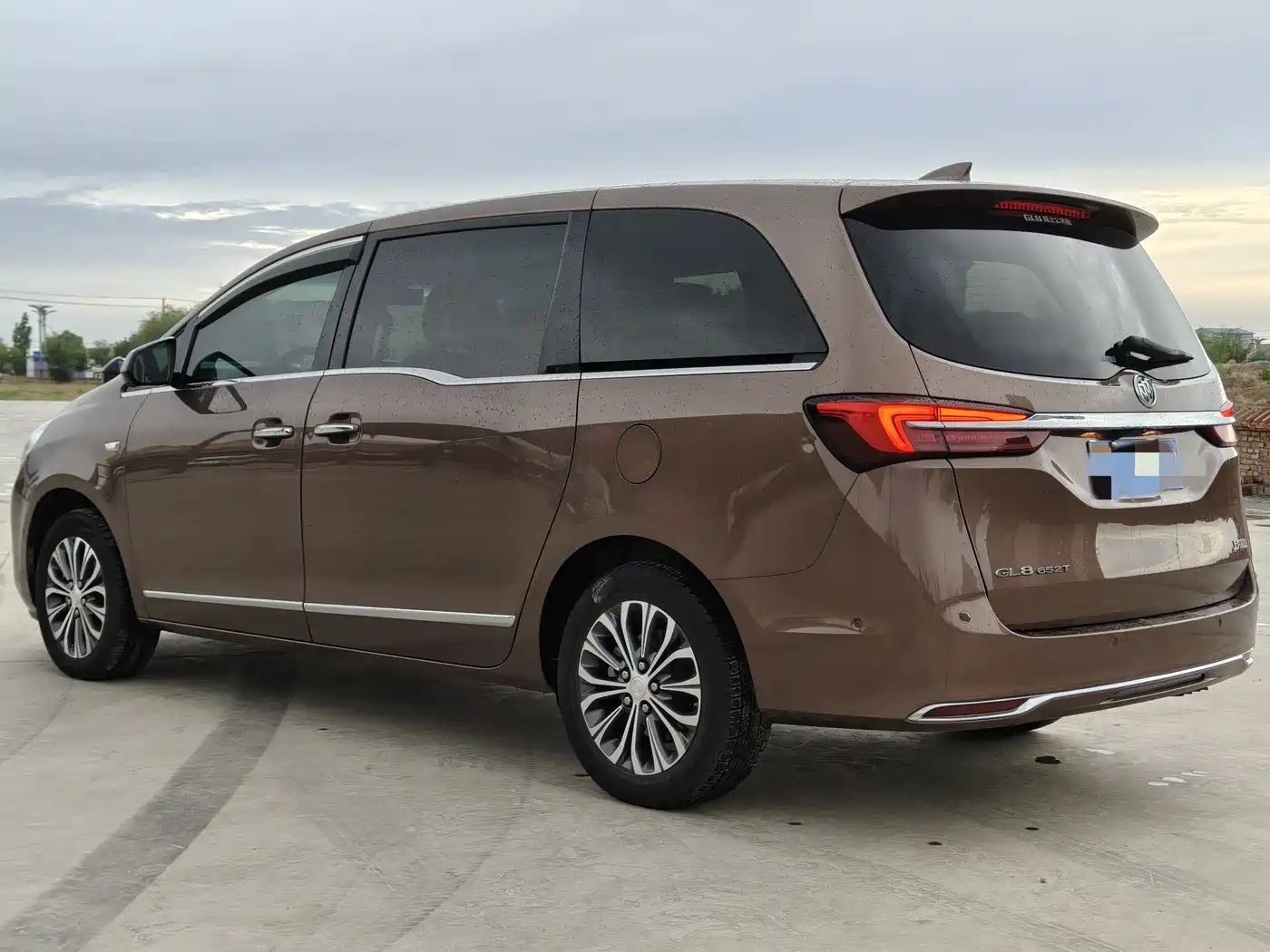 Buick GL8 2021 Land Business Class 652T Premium фото 7