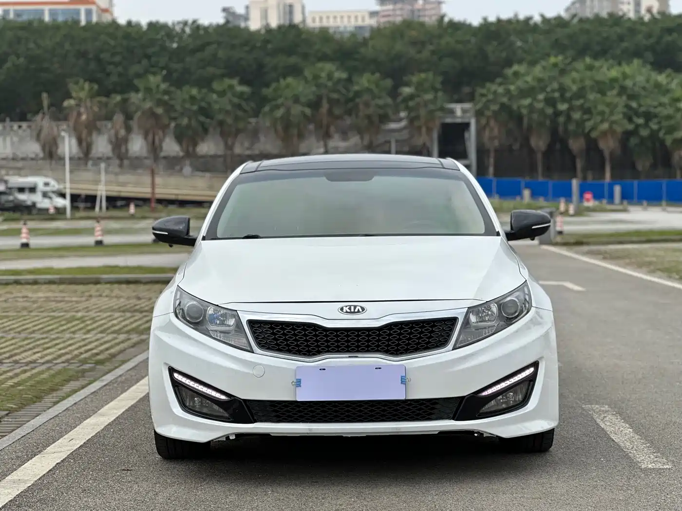 Kia K5 2012 2.0L Automatic DLX фото 2