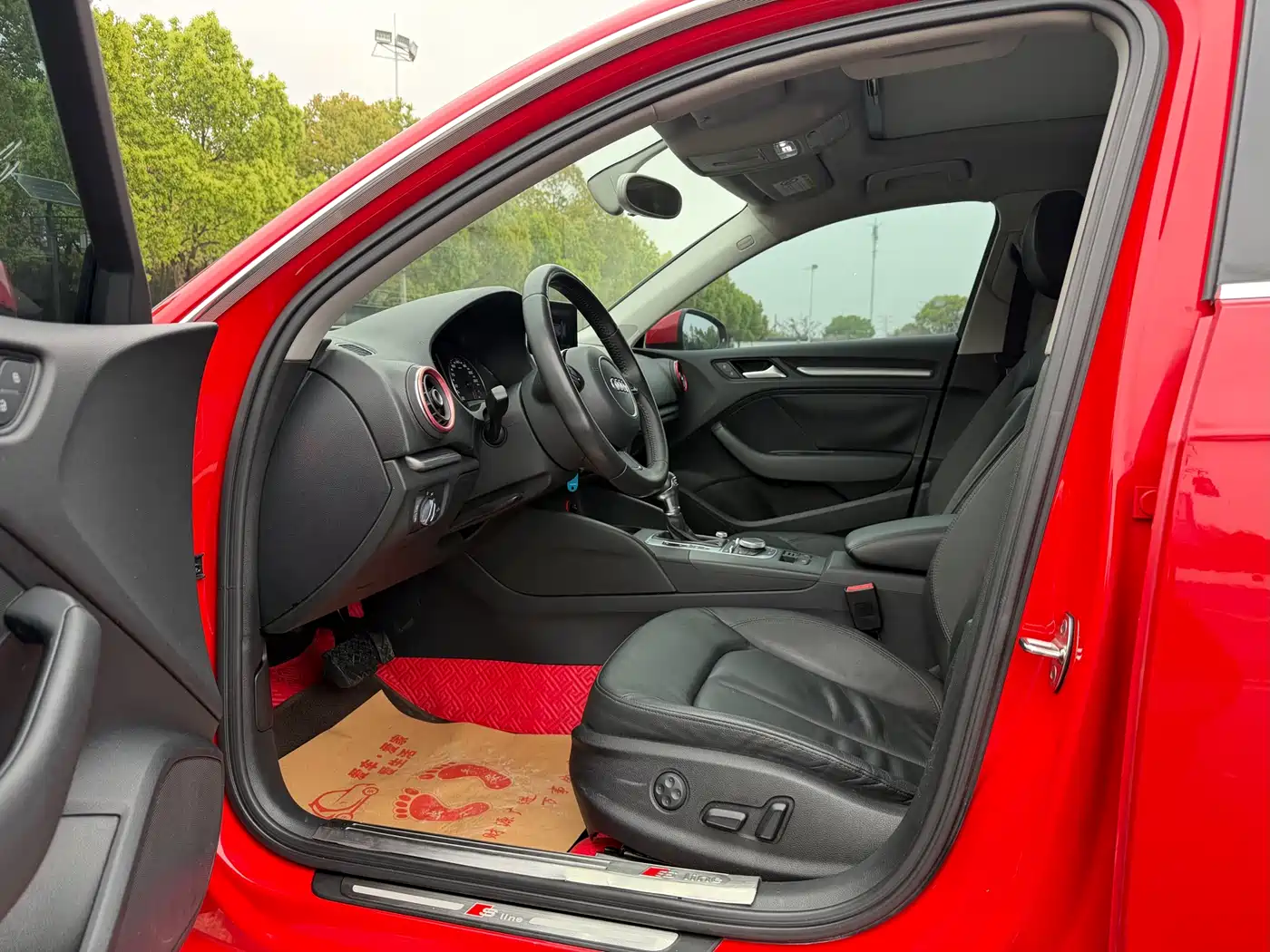 Audi A3 2014 Sportback 35 TFSI Automatic Comfort фото 8