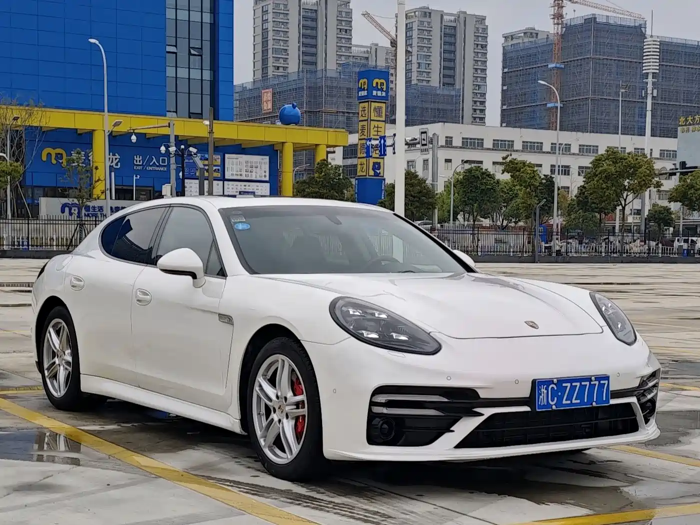 Porsche Panamera 2010 Panamera 4 3.6L фото 7