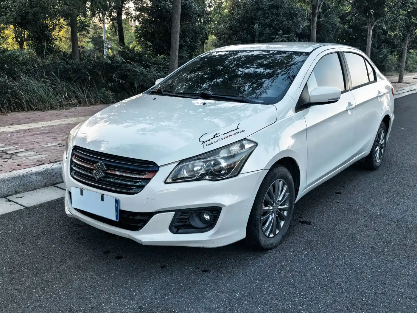 Suzuki Alivio 2017 2015 1.6L Manual Comfort