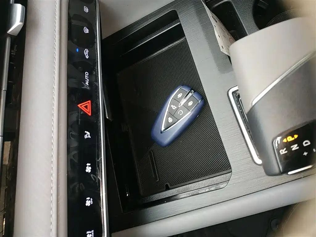 CHANG'AN CS75PLUS