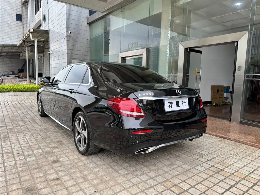 Mercedes-Benz E-Class 2017 E 300 L Sport Luxury фото 17