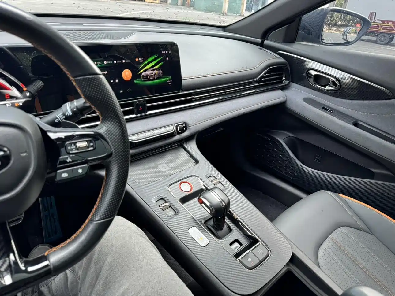 GAC Trumpchi Trumpchi Emkoo 2022 270T DCT J16 R-style Track Edition фото 28