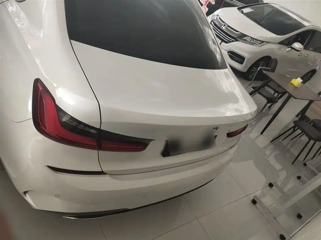 BMW 3-SERIES